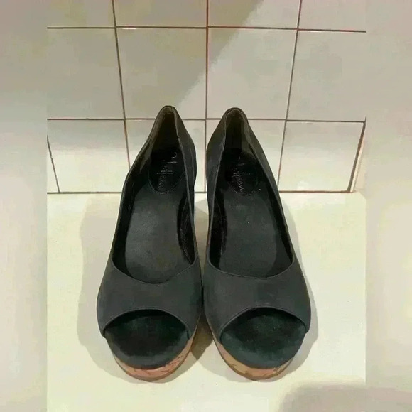 Cole Haan Nike Air Navy Open Toe Platform cork wedge- Size 6.5- Worn once! EUC - Picture 2 of 6